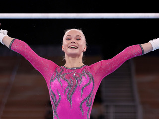 Гимнастка Ангелина Мельникова взяла бронзу в личном многоборье