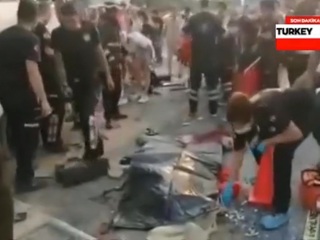 В Анталье перевернулся автобус с туристами из России: трое погибли