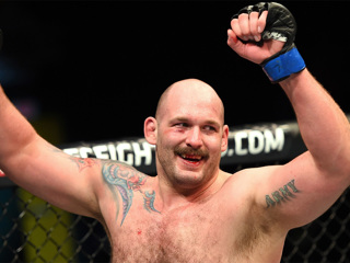 Bellator подобрал Емельяненко-старшему соперника из США