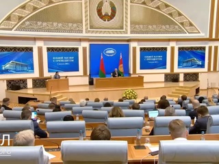 8 часов и 15 минут: Лукашенко поставил рекорд