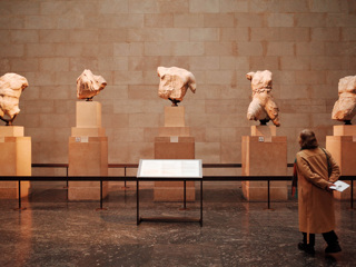 Афины требуют от Лондона вернуть скульптуры Парфенона