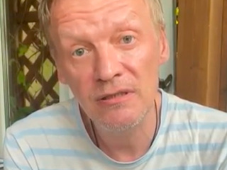 Алексей Серебряков попросил помощи у поклонников