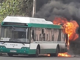 Мэр Воронежа поручил проверить все маршрутки города после пожара в автобусе №90