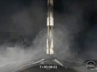 Первая ступень Falcon 9 села на платформу-дрон