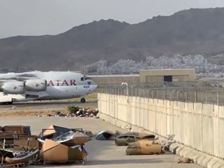Аэропорт Кабула возобновил обслуживание внутренних рейсов