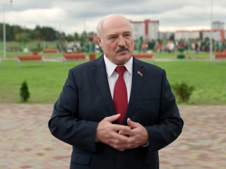 Поправки в конституцию: Лукашенко сообщил о спорных моментах