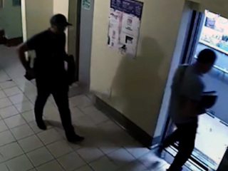 Появилось видео момента перед убийством в лифте казанской многоэтажки