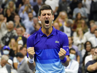 Джокович завершит год на первой строчке рейтинга ATP с рекордом