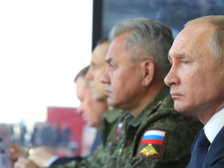 Путин понаблюдает за "Западом"