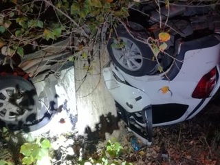 В Тольятти машина врезалась в дерево: водитель и 18-летняя пассажирка погибли