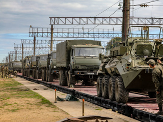 Россия начала вывод из Белоруссии военных и техники после учений