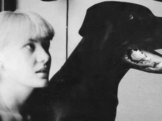 Дама с собачкой: Рената Литвинова показала, как выглядела в студенческие годы