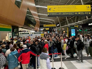 В Казанском аэропорту пассажиры ждут рейс в Турцию уже 12 часов