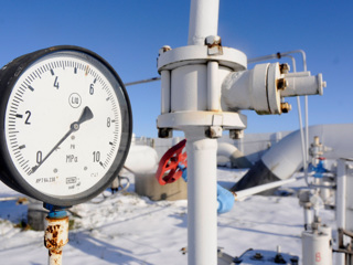 "Газпром" снизил транзит через Украину