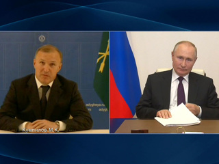 Проблемы региона и перспективы развития: Путин провел встречу с главой Адыгеи