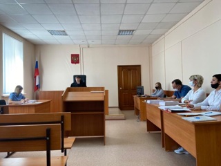 Похитители госбюджета: в Омске суд вынес приговор дорожнику и подельнику