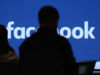 Facebook вновь устраняет сбой в своих соцсетях