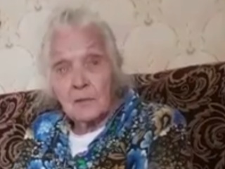 "Душили меня": старушка пожаловалась на больницу в Алтайском крае