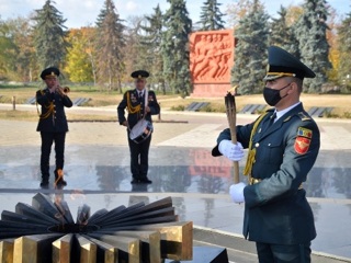 Кишинев погасил Вечный огонь
