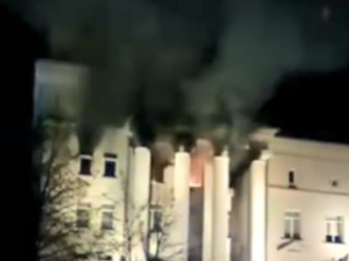 Ночью в Красноярской краевой администрации произошел пожар