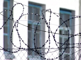 Обнародовавший видео пыток в тюрьме минский программист объявлен в розыск