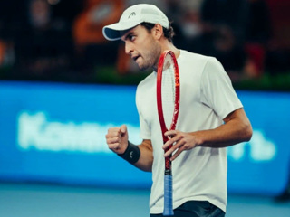 Аслан Карацев улучшил позиции в рейтинге ATP