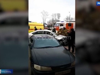 Эпилептический приступ у водителя привел к ДТП на парковке в Перми
