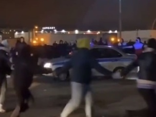 В Самаре задержаны организаторы хоровода вокруг патрульной машины