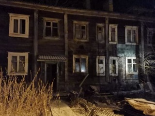 В пожаре на острове Бревенник в Архангельске погибли три человека
