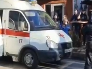 В центре Симферополя эвакуатор сбил человека