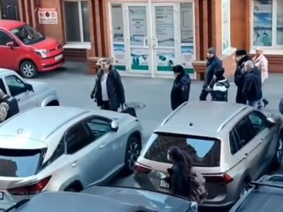 Обнародовано видео обыска у приморского парламентария