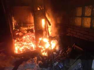 Жертвами пожара в омском селе стали два пенсионера