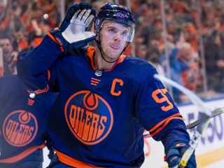 Макдэвид – первый хоккеист в XXI веке, набравший 130 очков за сезон в НХЛ