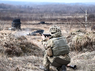 Украина готовится к обороне по трем направлениям