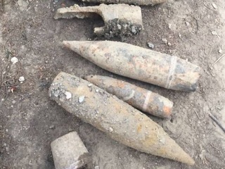 В Ялте обнаружили 10 опасных боеприпасов