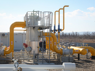 Азербайджан не будет платить за российский газ рублями