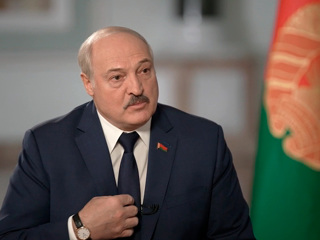 Лукашенко назвался родным братом Путина