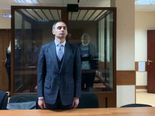 Сотрудницу московской налоговой инспекции отправили под домашний арест