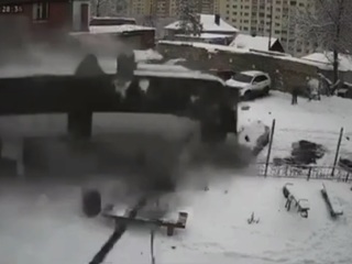 Момент страшного ДТП с автобусом в Саратове попал на видео