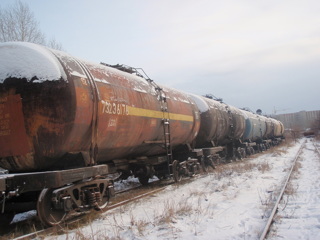 Под Самарой загорелся локомотив поезда с нефтью