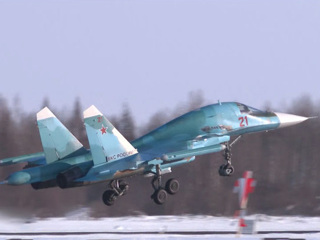 Бомбардировщики Су-34 уничтожили "противника" под Курганом