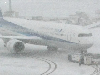 В аэропорту Уфы задержаны рейсы на отправление и прибытие