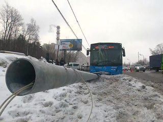 "Это погодные условия": водитель рассказал о ДТП с участием автобуса