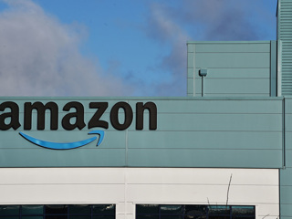 Amazon перестал платить за хвалебные отзывы в соцсетях