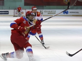 Пять российских хоккеисток не смогли улететь в Пекин