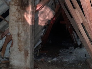 В Новгородской области обрушилась крыша многоквартирного дома