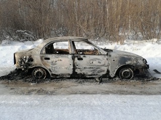 Пассажир легковушки заживо сгорел под Омском