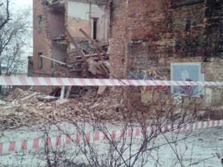 В результате обрушения дома в Ростове никто не пострадал