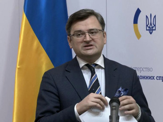 Глава МИД Украины не исключил обсуждение с Россией границ до 24 февраля