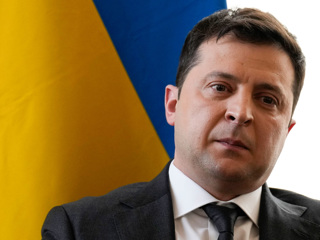 Украина не собирается "низко кланяться" партнерам